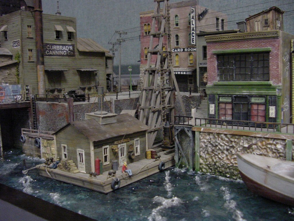 Waterfront Diorama by Chris Kerbrat that took Best of Scale in HO